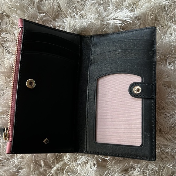Kate Spade Pink and Green Scallop Wallet - Picture 3 of 6
